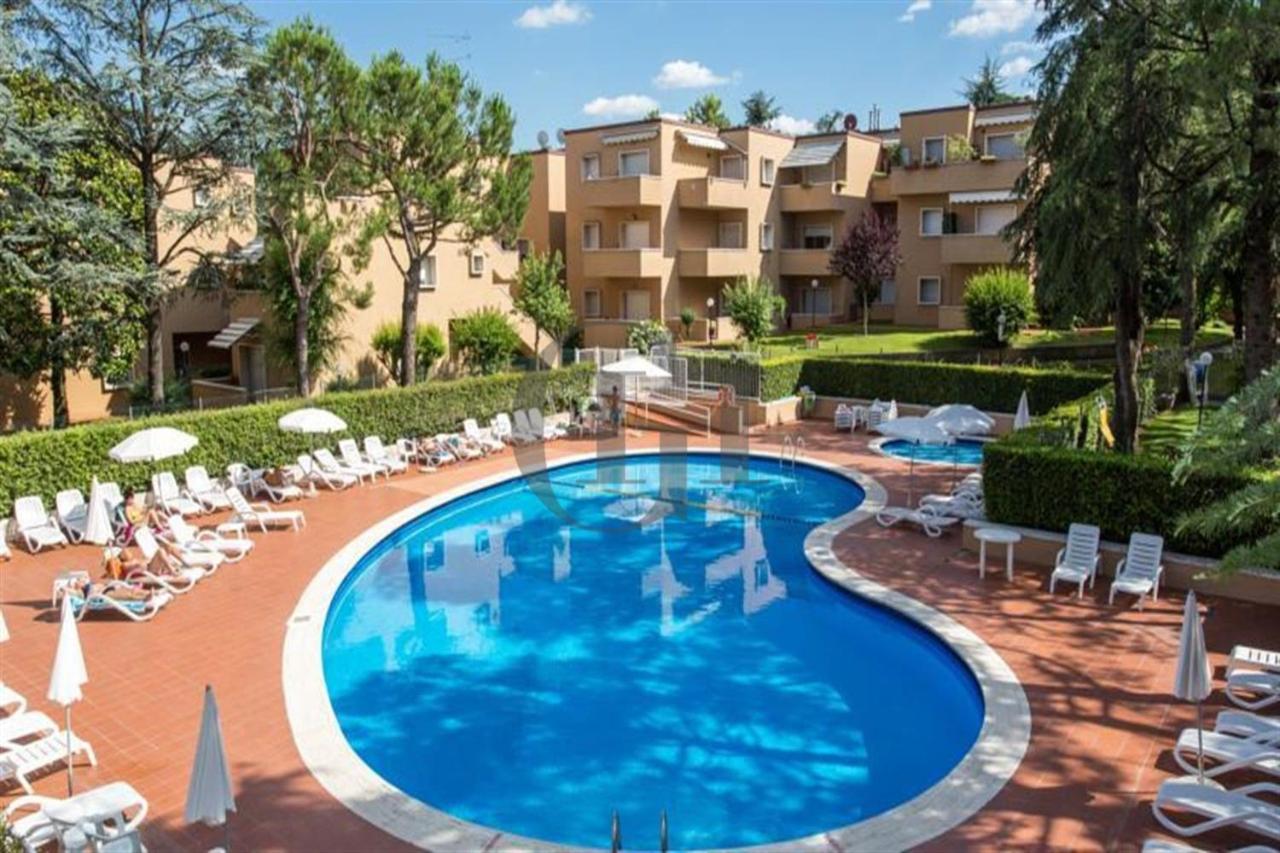 Vida Loca Apartments La Madonnina Peschiera del Garda Luaran gambar