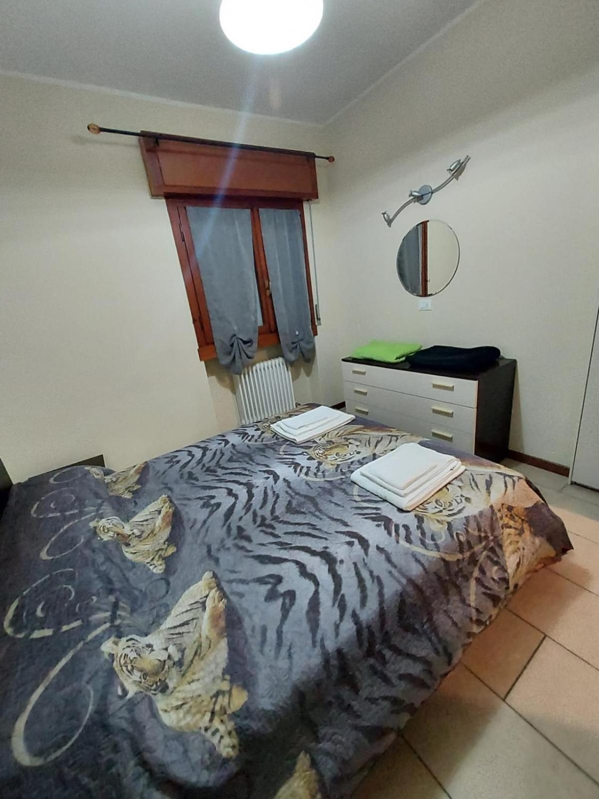 Vida Loca Apartments La Madonnina Peschiera del Garda Luaran gambar